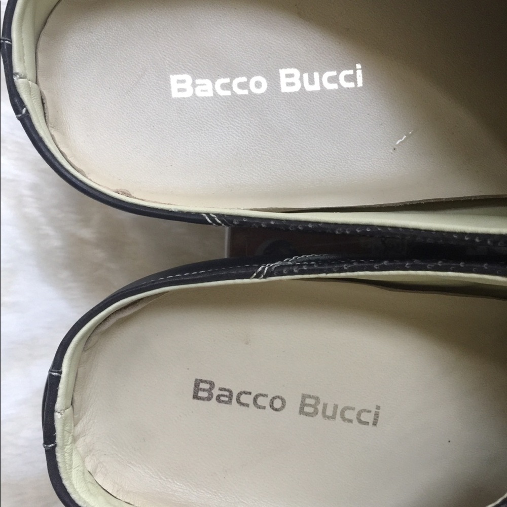 Shoes - Picture 7 of 8